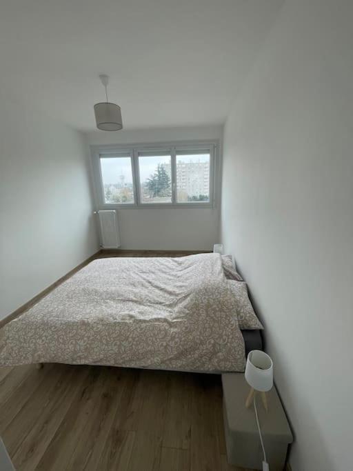 Appartement A Orleans Paisible Buitenkant foto